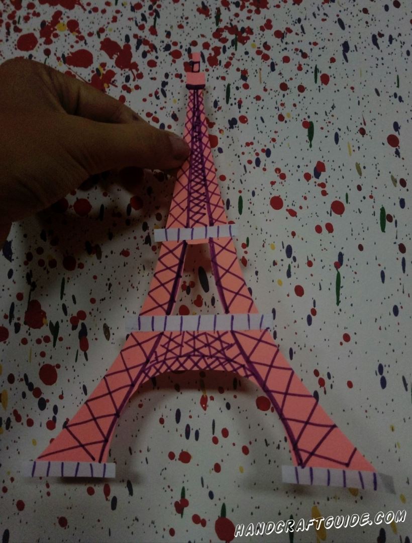 Отправляемся в романтический Париж. Сегодня мы сделаем "Эйфелеву башню" своими руками.