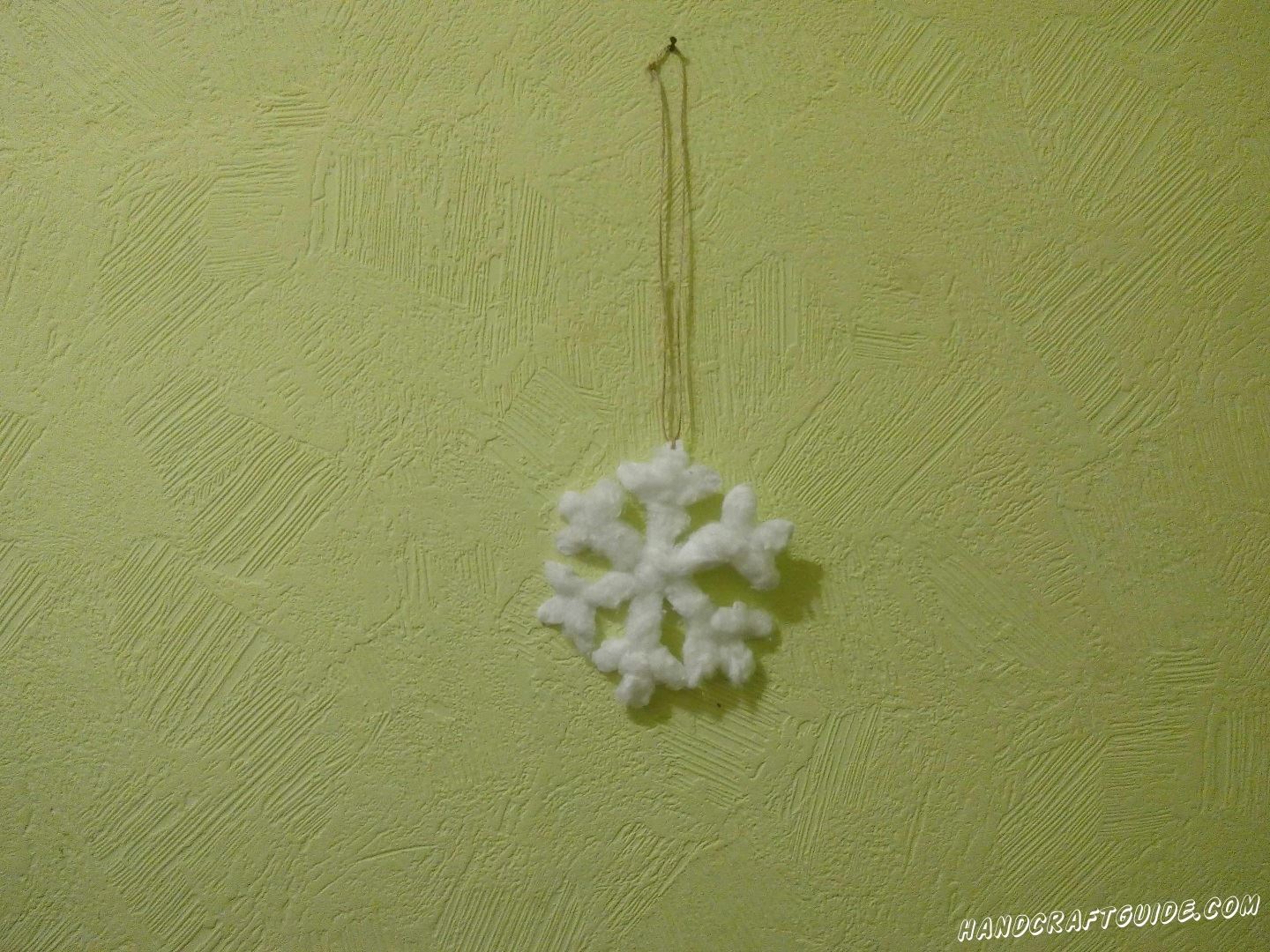 украшение для ёлки из ваты снежинка