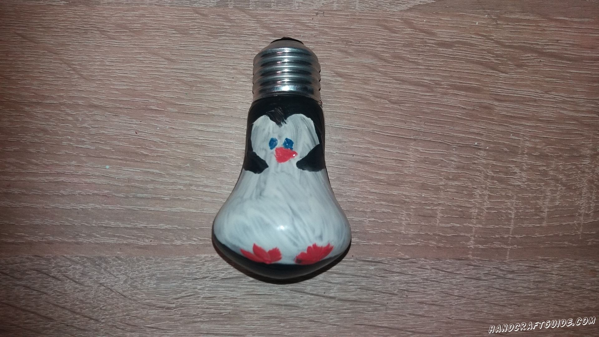 пингвин из лампочки для детей