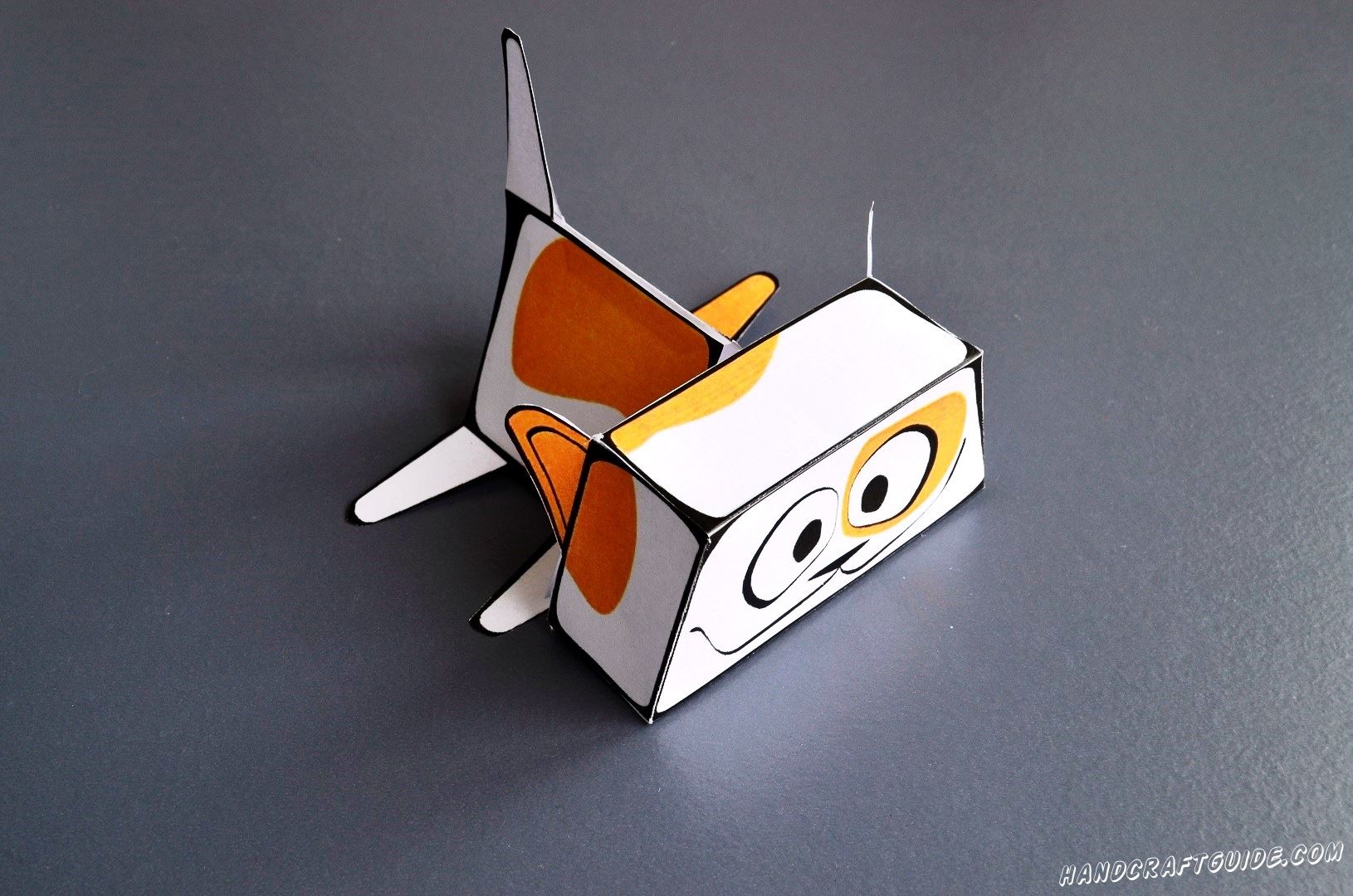 To make such a paper cat its very easy, need just download and print model of papercraft and follow the photo instructions