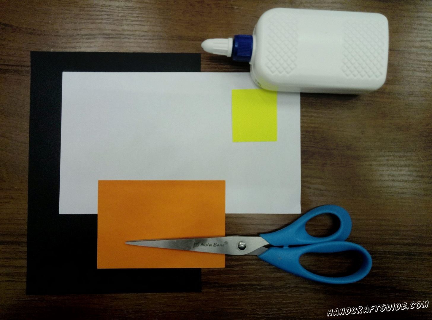 Нам понадобится: Цветная бумага: оранжевая, чёрная, белая, желтая Ножницы Клей ПВА